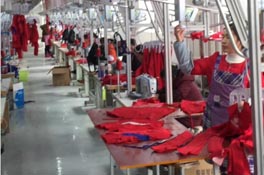 上海工作服生產(chǎn)廠家的氬弧焊防護(hù)服的面料洗滌注意事項(xiàng)！
