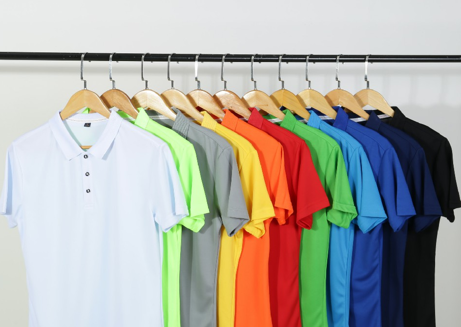 定制企業(yè)戶外活動(dòng)服裝，選擇定制速干POLO衫還是速干T恤衫呢？